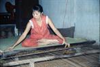 tissage de tapis de bambou