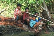 jeunes pêcheurs à tangalle