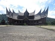 reconstitution du palais royal Batu Sangkar